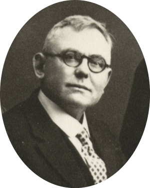 John W. Kleinhenz Portrait Photo